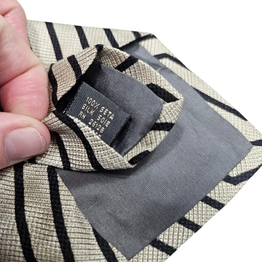 Echo Necktie Black & Beige Chevron Zig Zag Pattern Silk‎ Modernist Career